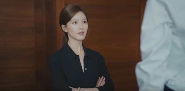 许我耀眼第9集剧照