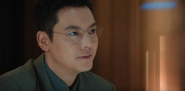 许我耀眼第32集剧照