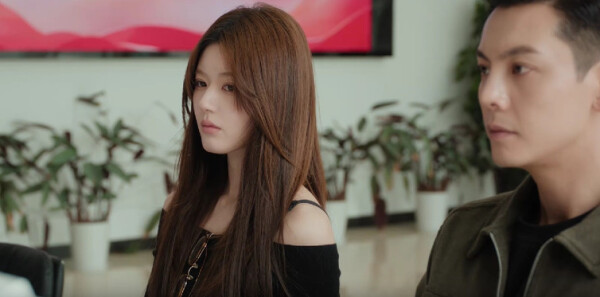 许我耀眼第16集剧照